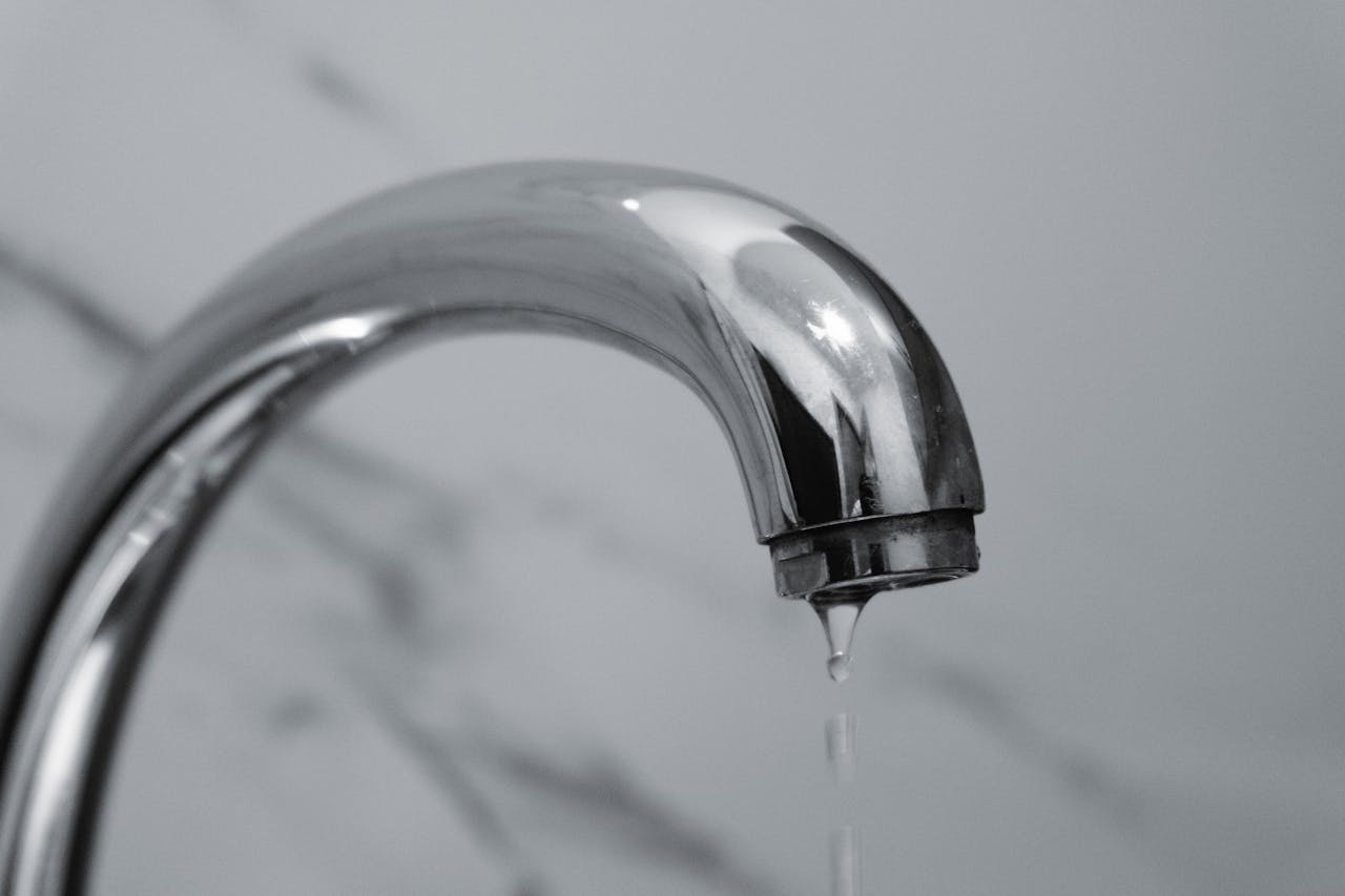 sink dripping water in new jersey home